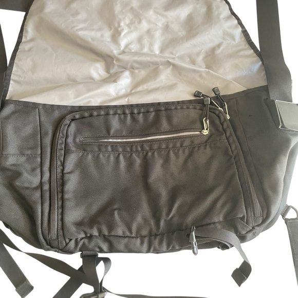 Vintage The North Face Messenger Shoulder Bag Satchel Reflective Stripe Black - Picture 5 of 11